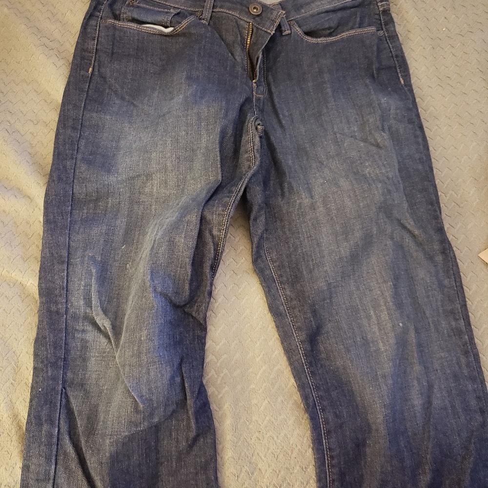 Levi capri